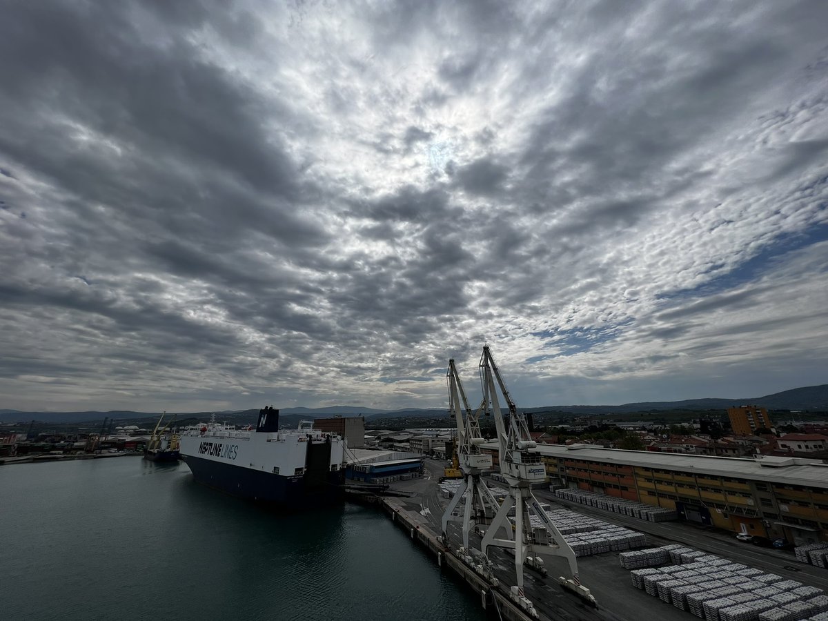 KevinAllcock's tweet photo. Views from the ship yard in Slovenia! 🇸🇮 #hardsurfacerepairs #hsr #cruiseshiprepairs #workingaway #workingabroad #repairdontreplace #slovenia https://t.co/dboNLslY6O