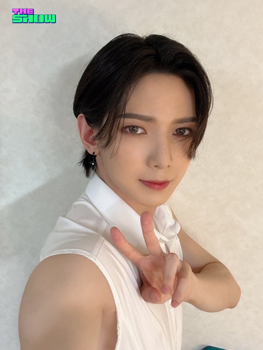 theshow_offcl's tweet image. 바다 건너에서도 #더쇼 위해
스윗🍭달달🍫로맨틱💗 메시지💌 보내주는
울 #헤헷보이 #여땅 덕분에 행운지수🍀 990615% 상승‼
더쇼 기분 좋다｡ 지금 큰맘 먹었다｡
오늘만큼은 울여땅이를 ㄷ..도..도ㅂ..
도라와 여땅티쥬๑˃̶͈̀Ⱉ˂̶͈́๑‼ 
지금 당장 보고싶으니까 🥹💘
#여상 #THESHOW @ATEEZofficial