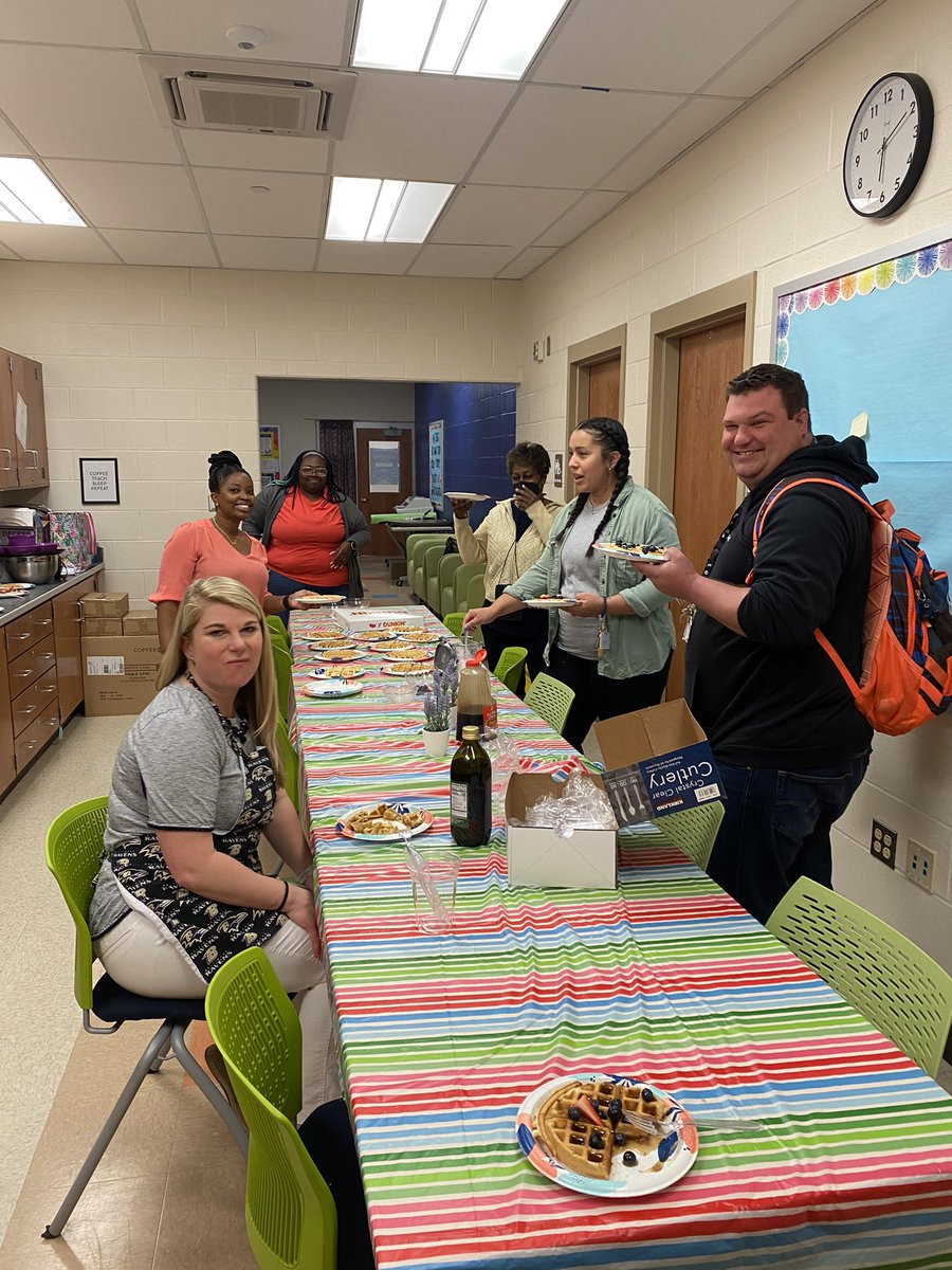 LyonsMill's tweet photo. We are excited to celebrate and honor all of our amazing LMES teachers during Teacher Appreciation Week 2023!! https://t.co/gSNBPGenVt