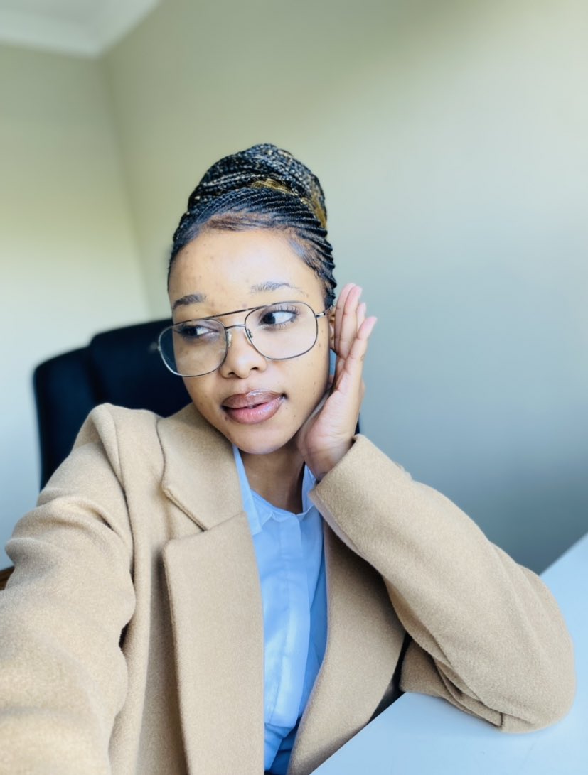 corporate huns; peperepe!🔥👩🏾‍⚖️ (proof of life)