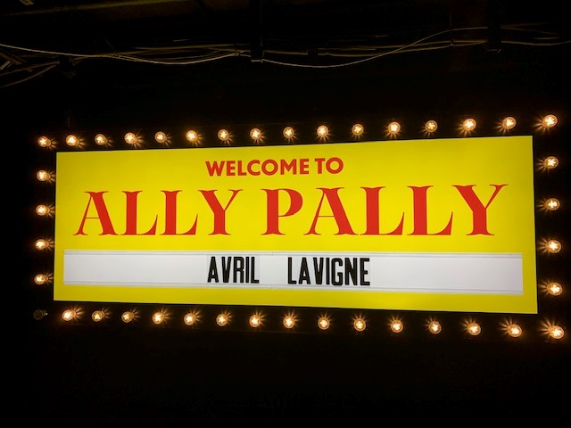 Yourallypally's tweet photo. It's Avril time at the Palace, and that's why we smile 😊😊😊

Set times for tonight + tomorrow (subject to change):
6.30pm Doors
8pm @phem4evr
9pm @AvrilLavigne

See you soon x

🎒 Please note that bags bigger than A4 are not allowed inside the venue: https://t.co/FiDEBIMub8 https://t.co/kcRBrBsWWc