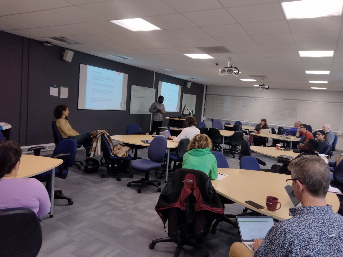 Hooman_araabi's tweet photo. @samkyei__  expands on his research on green spaces of the @UWEBristol university campus and students mental health https://t.co/2qYucRsFdh