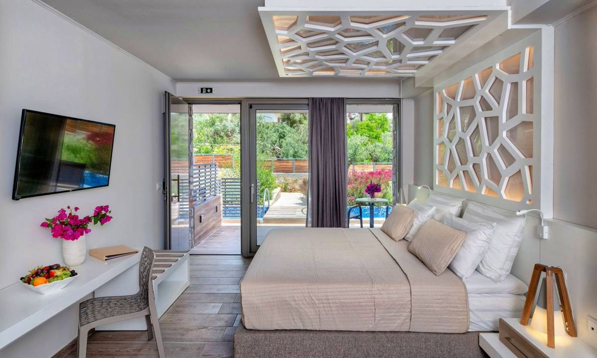 Kassandra_Bay's tweet photo. KB AMMOS
Color your life with the best moments.
๐KB Ammos
#kbammos #kbcollection #skiathoshotel #kassandrabayresort #homeawayfromhome #luxuryhotelrooms #stylishroom https://t.co/Y3oHaDgPpz