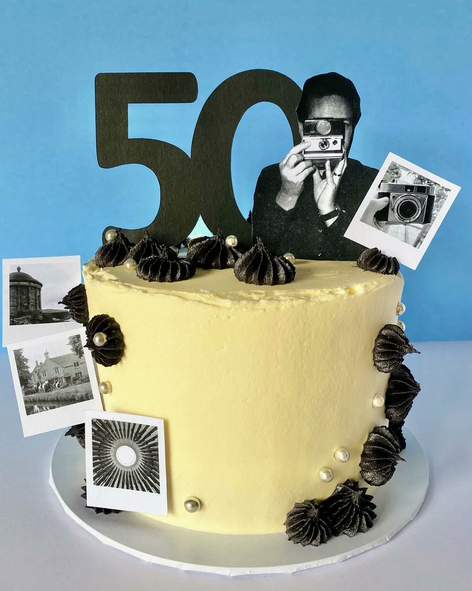 MonoMomento's tweet photo. Great personalised Birthday cake! 😁🎂📸👍🏼
#sarahbakedit

#birthday #cake #50th #photographer #celebrations #grateful https://t.co/2ZITq1IfLV