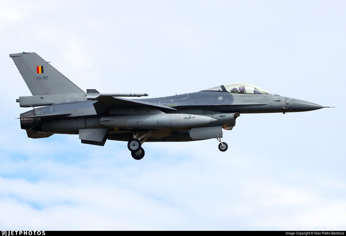 AboveEDXW's tweet image. #BAF261  
Belgian Air Component
General Dynamics F-16AM Fighting Falcon
FA-92
jetphotos.com/photo/keyword/…
2603 • 10:39:19
#InRange #adsb