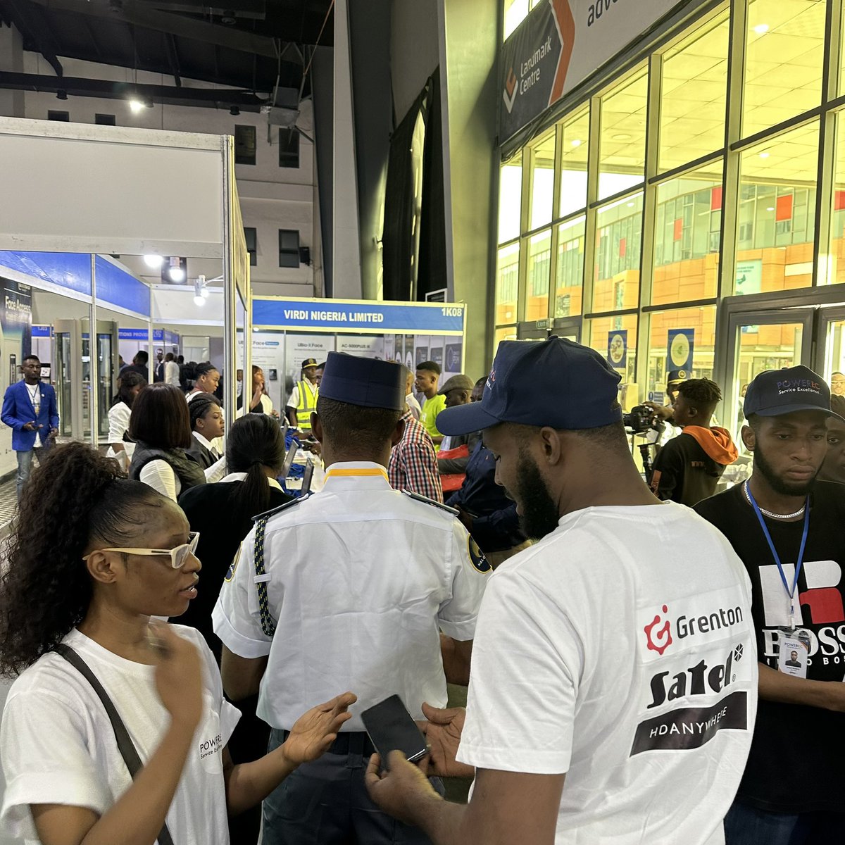 securexwest's tweet photo. #SecurexWA 2023 is officially open!

The regions leading security, fire and safety exhibition is back and first arrivals are here to discover the latest technology and solutions across the industries! Will you be joining your peers today?

#SecurityExhibition #SecurityConference https://t.co/NDSbBQOPOS