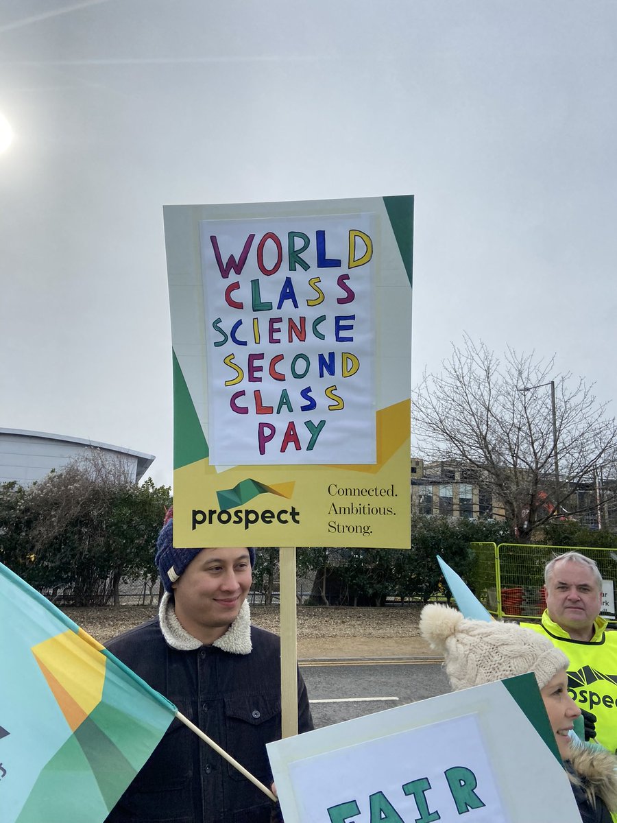 ProspectUKHSA's tweet photo. Prospect members at Harwell campus forced to take 2nd day of action tomorrow 10th May. Not just fighting for our pay but for the deep problems with retaining and recruiting staff https://t.co/7VuBFjmElW