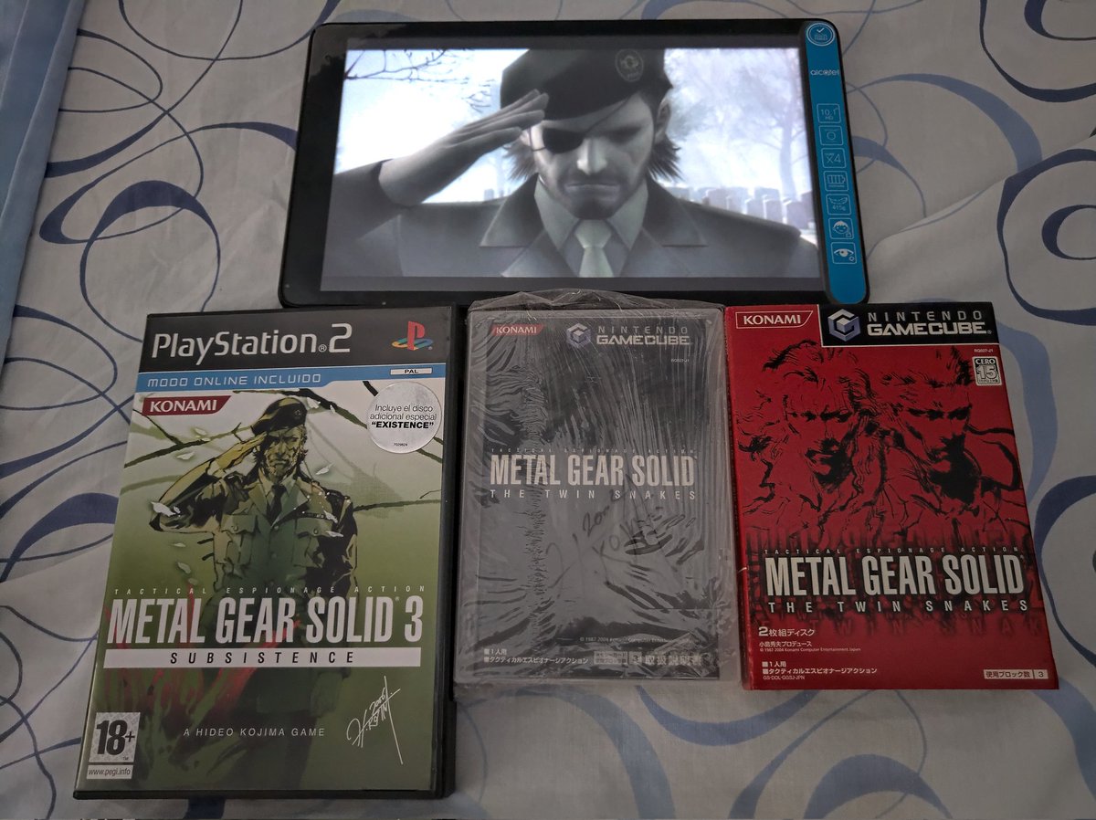 CiskoNokia's tweet photo. Respecto al posible remake de Metal Gear Solid 3 cabe recordar y destacar que ya tuvo un remake su 1° parte.
Por lo tanto si hiciesen otro #reteo remake del 1 sería el 2° remake y dicho esto, a ve cómo se vería la escena final de redención en Next Gen 😏🎮👾 https://t.co/EXkUoI3Bi6