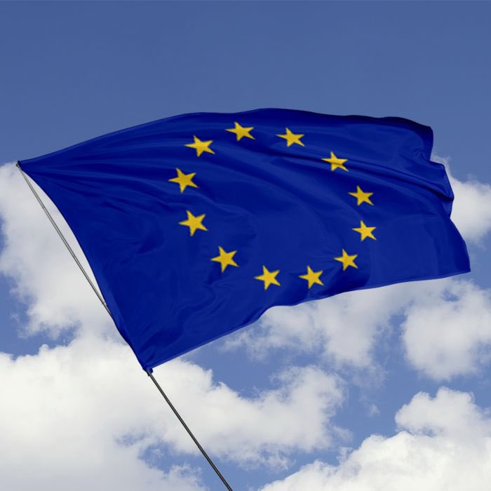 Het is vandaag de Dag van Europa! Vier het met ons en praat mee, vanavond in Hello I’m Local. #Europadag #DagVanEuropa