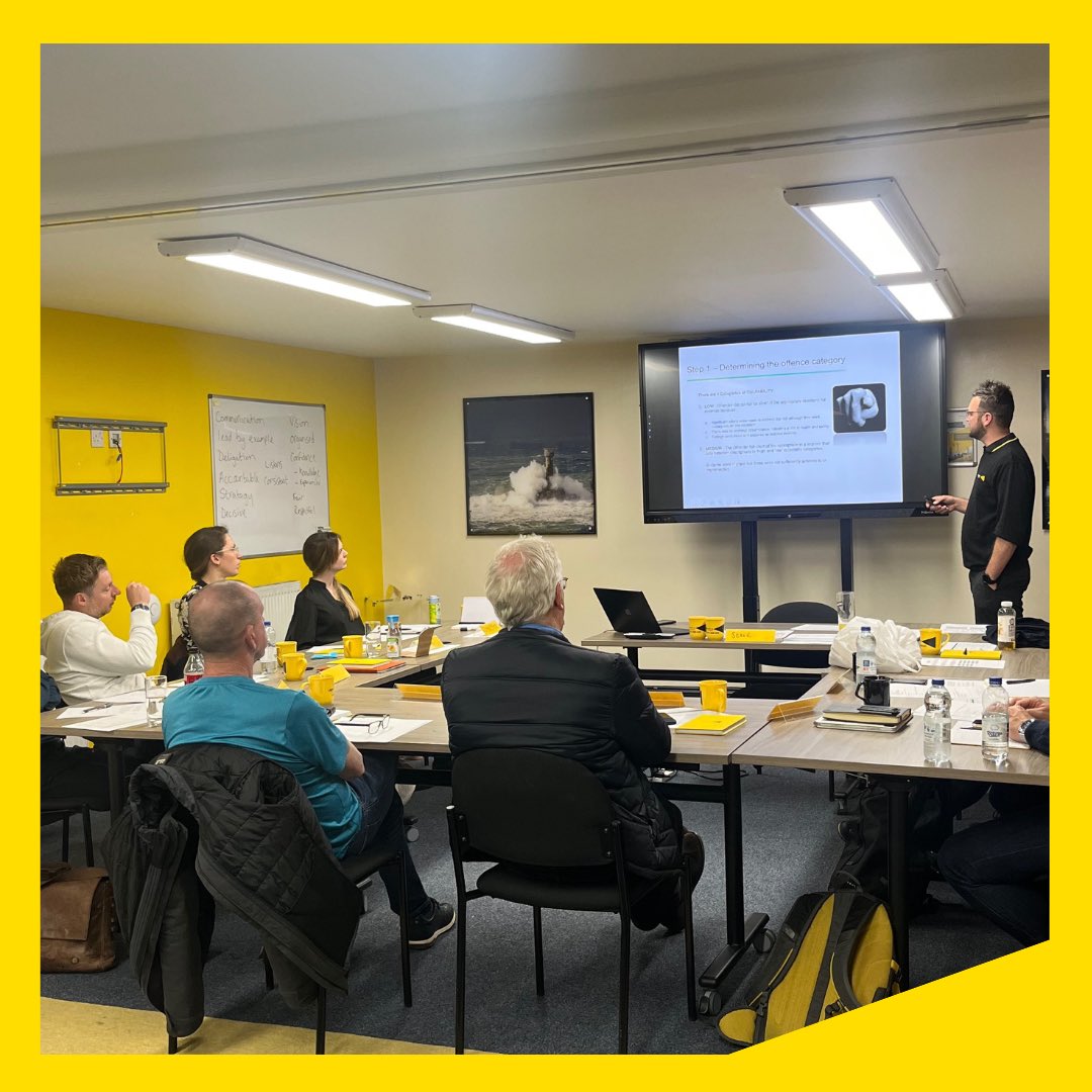 LighthouseSafe's tweet photo. Steve is deep in conversation during our IOSH Leading Safely course.

Next courses:
15/06/2023 Kent

12/09/2023 London

Book here: https://t.co/hyrz9miPHI or call 01634 260631

#iosh #ioshtraining #ioshleadingsafely #ioshsafetycourse #safetytraining #leadingfromthetop #ioshkent https://t.co/SVKoPffShL