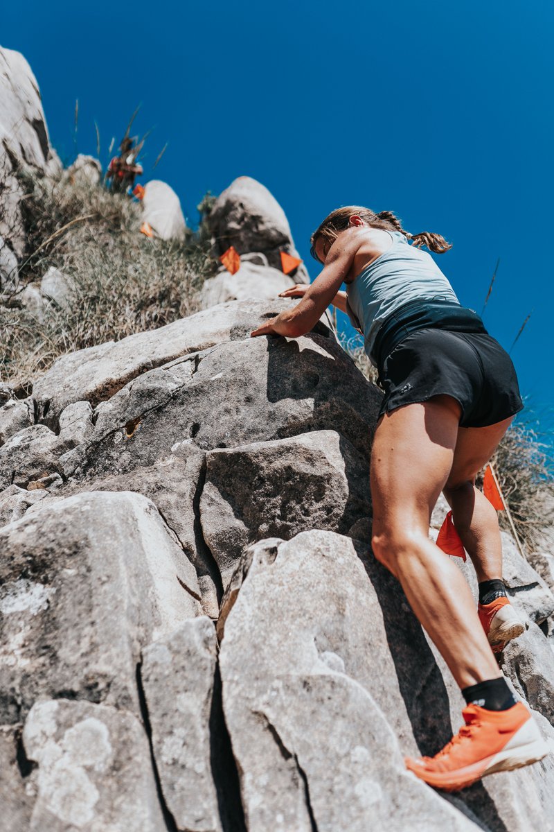 ⛰Amada por muchos, odiada por unos cuantos más… Así es la cresta del Calamorro que hace tan especial nuestro recorrido. 💔¿Y tú, la sufres o la disfrutas?❤