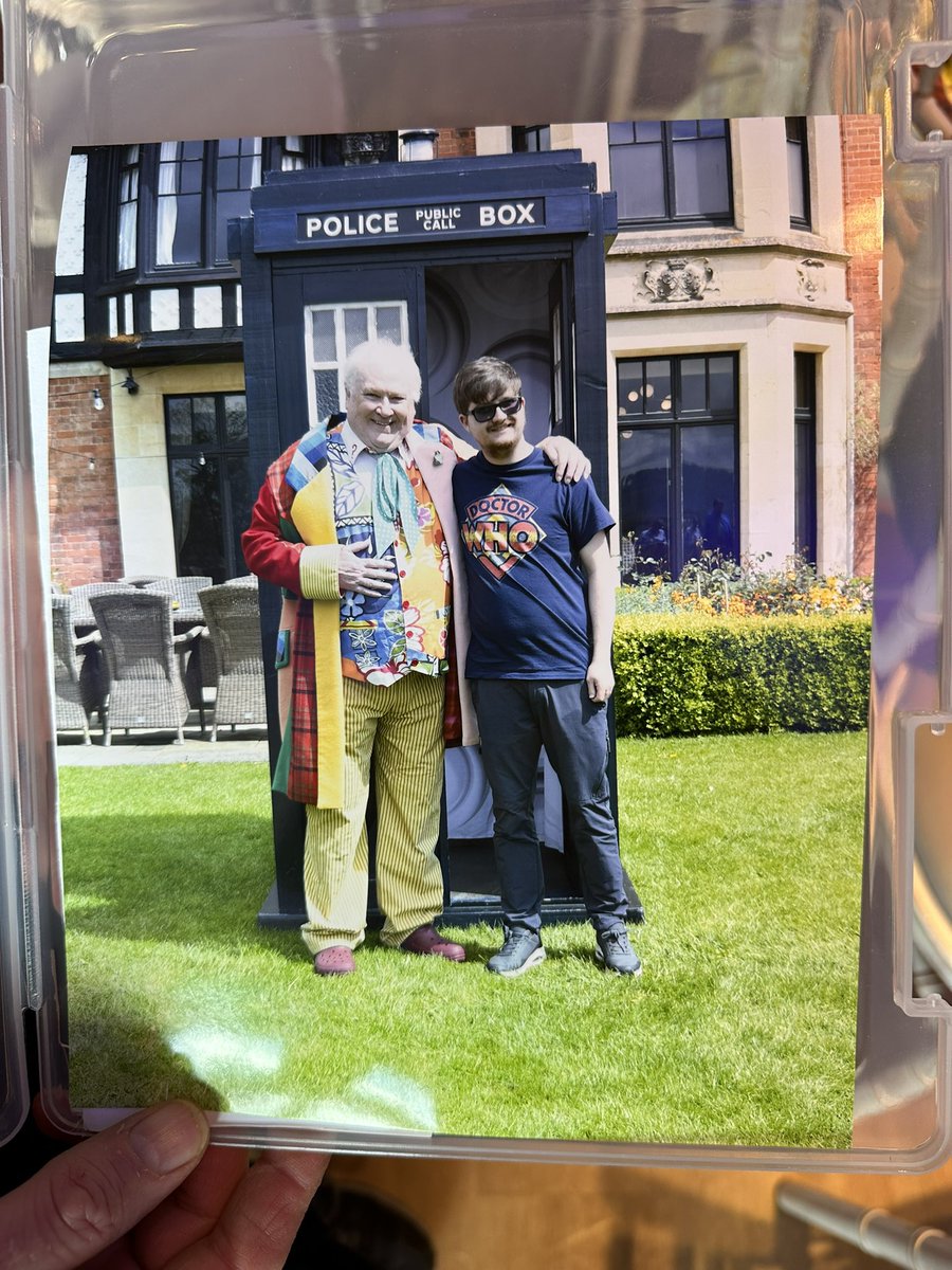 TheProf2003 tweet media