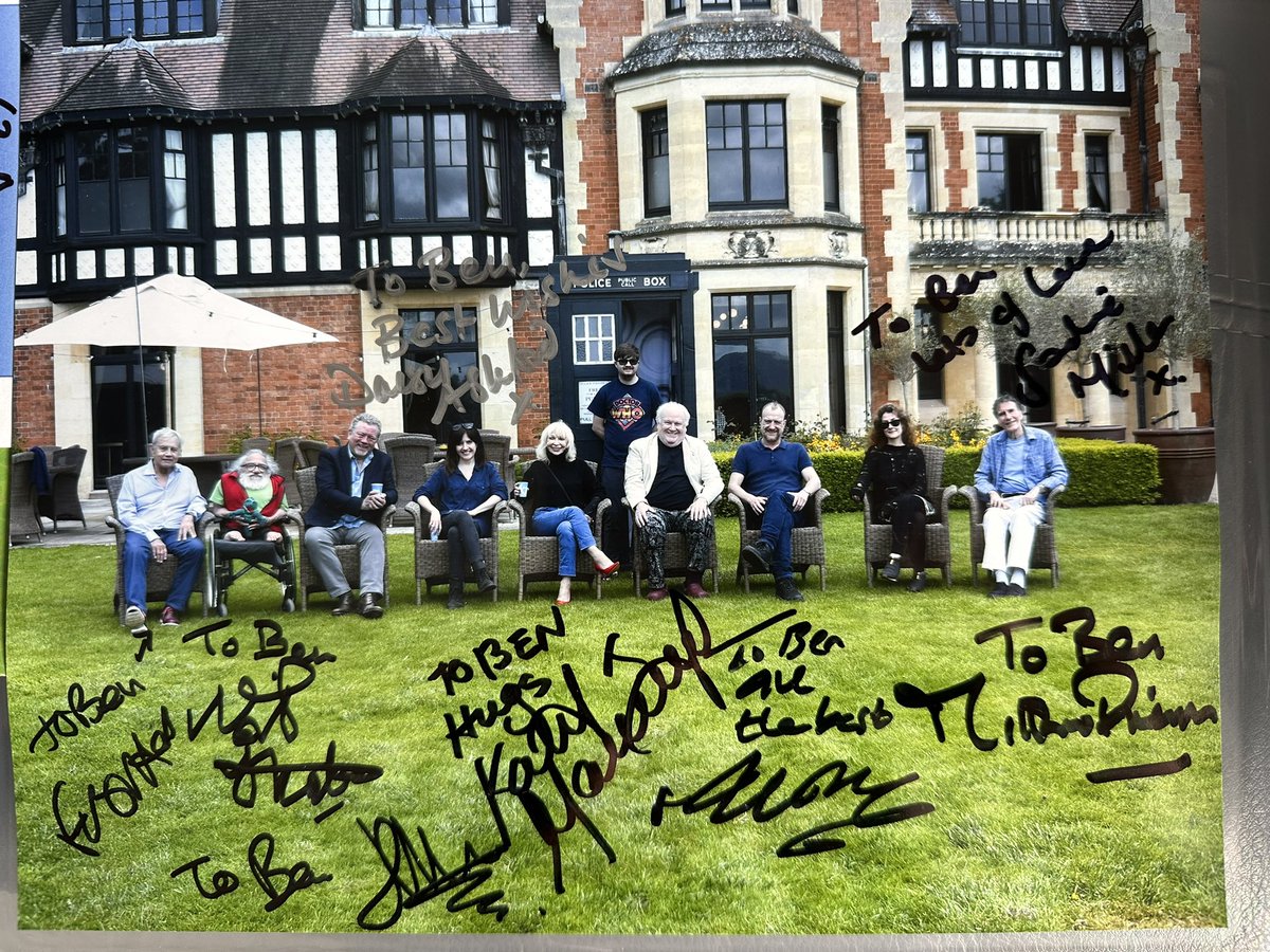 TheProf2003 tweet media