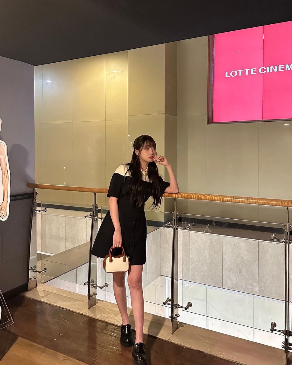 daily_yoojiae's tweet photo. 〖📸〗230509 | #JYAESTAGRAM Update -2

“👜🪽”

🔗 https://t.co/ZSM8aicQTf

#유지애 #지애 #YooJiae 
#Lovelyz #러블리즈 #Jiae https://t.co/8yx7k2fR5J