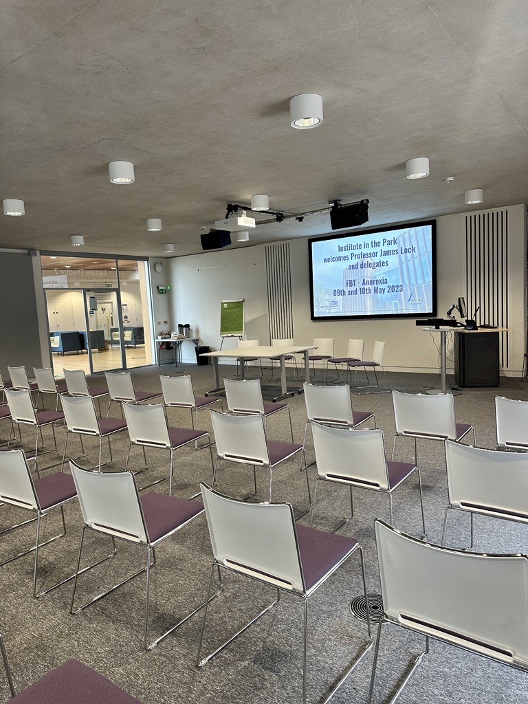 A very busy week ahead here at the Institute! To start us off, we have Professor James Lock joining us from America for 4 days of FBT training.

We also have APLS and North West School of Radiology teaching as well as lots of other training going on.  

We love seeing it so busy!