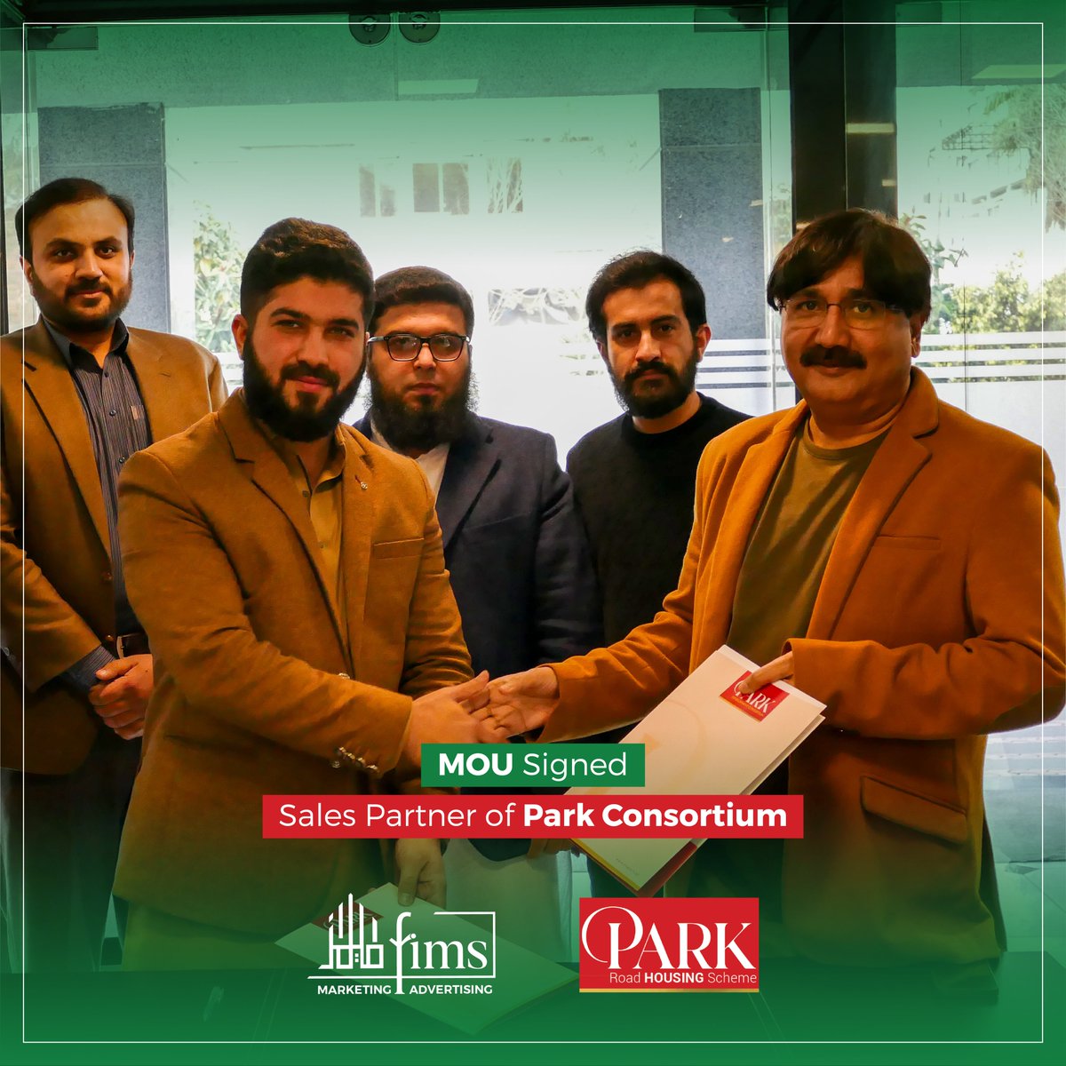 Fimsmarketing1's tweet photo. MOU Signed with Park Consortium Regarding Park Road Housing. 
Stay tuned for more updates 
#Fimsmarketing #fims #realestate #property #plots #society #parkhousing https://t.co/07o1ofQTOO