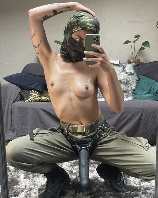 Wanna fight? Yes or No?? https://t.co/aCPH8rBXts