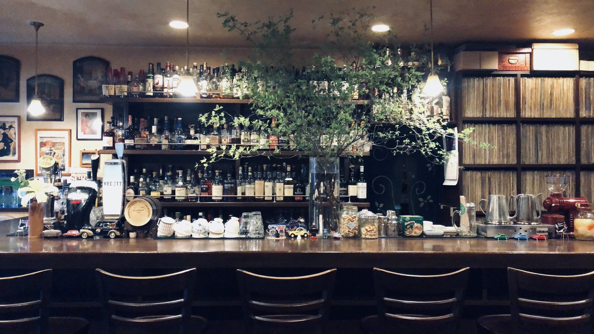 birdland1990's tweet photo. 北千住バードランド
GW後はとてもゆったりとした時間が流れています☕️
#birdrand #北千住 #レコード #Jazz #music #ミュージック #音楽 #バードランド #ジャズ #オリジナルカクテル #ウイスキー #マスター #バーテンダー #音楽好きと繋がりたい https://t.co/ldNb4ltrCr