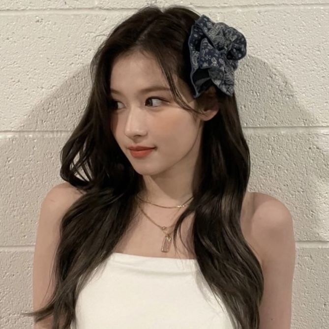 ot7lovergirl's tweet photo. hi ! i'm icy and i'm looking for interactive moots !

— minor, she/her, filo
— not new to #stantwt / #kpoptwt
— army, engene, once, moa, midzy, bunnies
— any fandom will do 

♡ / ↻ to be moots and to spread https://t.co/bldxI379AG