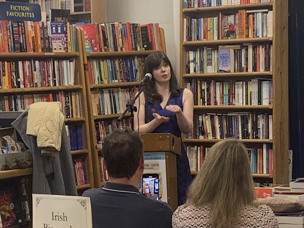 LittleIslandBks's tweet photo. We had such a wonderful time at the launch of #MightyMindsets by @niamh_writes on Friday! Thanks so much to our friends @ByrnesBooks for hosting & to Sharon Fitzmaurice for launching.
#TakeMeBackTuesday #mindfulness #mindfulnessforchildren #consciousparenting #mindfulnessforkids https://t.co/0fNkTQyDIl