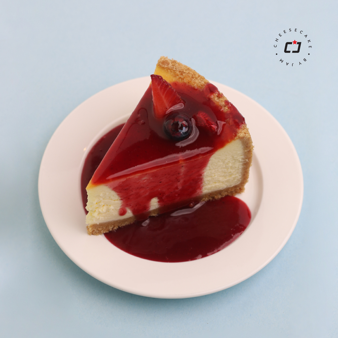 CheesecakebyJam's tweet photo. نيويورك تشيزكيك .. تحبها بصوص او بدون ؟ 😋🩶 https://t.co/pogS9DI2oB