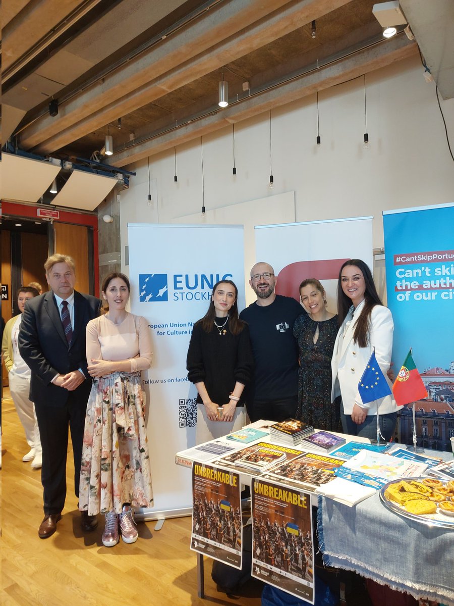 pRUSZKIEWICZ's tweet photo. #EuropeDay 🇪🇺celebrations at @KulturhusetSth just started!
Proud to represent EUNIC Stockholm cluster and @PLinstStockholm .
Very happy to meet colleagues from @EC_StockholmRep , @sweden2023eu , @europe_creative and EUNIC Stockholm cluster.
🇧🇱🇸🇪🇵🇹🇬🇷🇹🇩🇵🇱🇪🇺 #EuropeDay2023 
#Europe https://t.co/OBmLLuY2IK