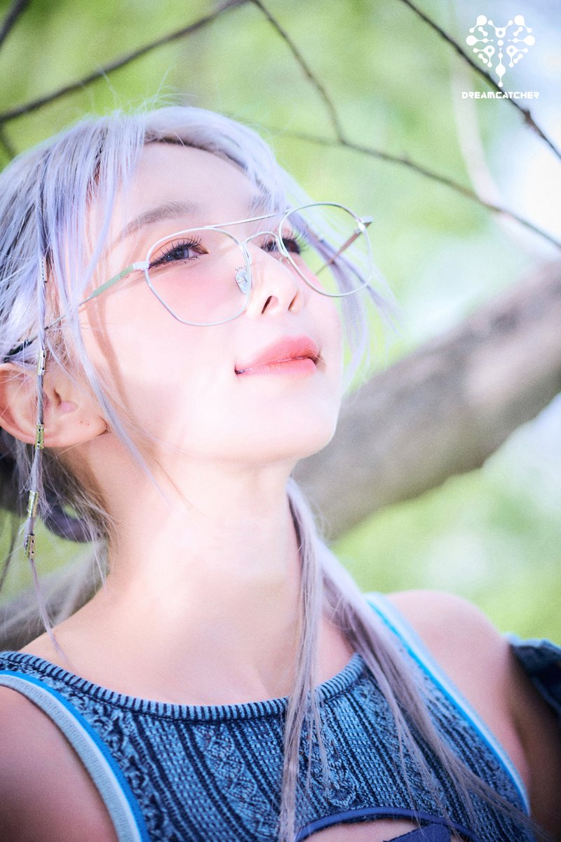 hf_dreamcatcher's tweet photo. Dreamcatcher(드림캐쳐) 8th Mini Album [Apocalypse : From us] Teaser Image #02

2023. 05. 24 PM 18:00 (KST)

#드림캐쳐 #Dreamcatcher #다미 #DAMI
#8th_Mini_Album #Apocalypse #From_us
#BONVOYAGE https://t.co/9jX8BWqkqO