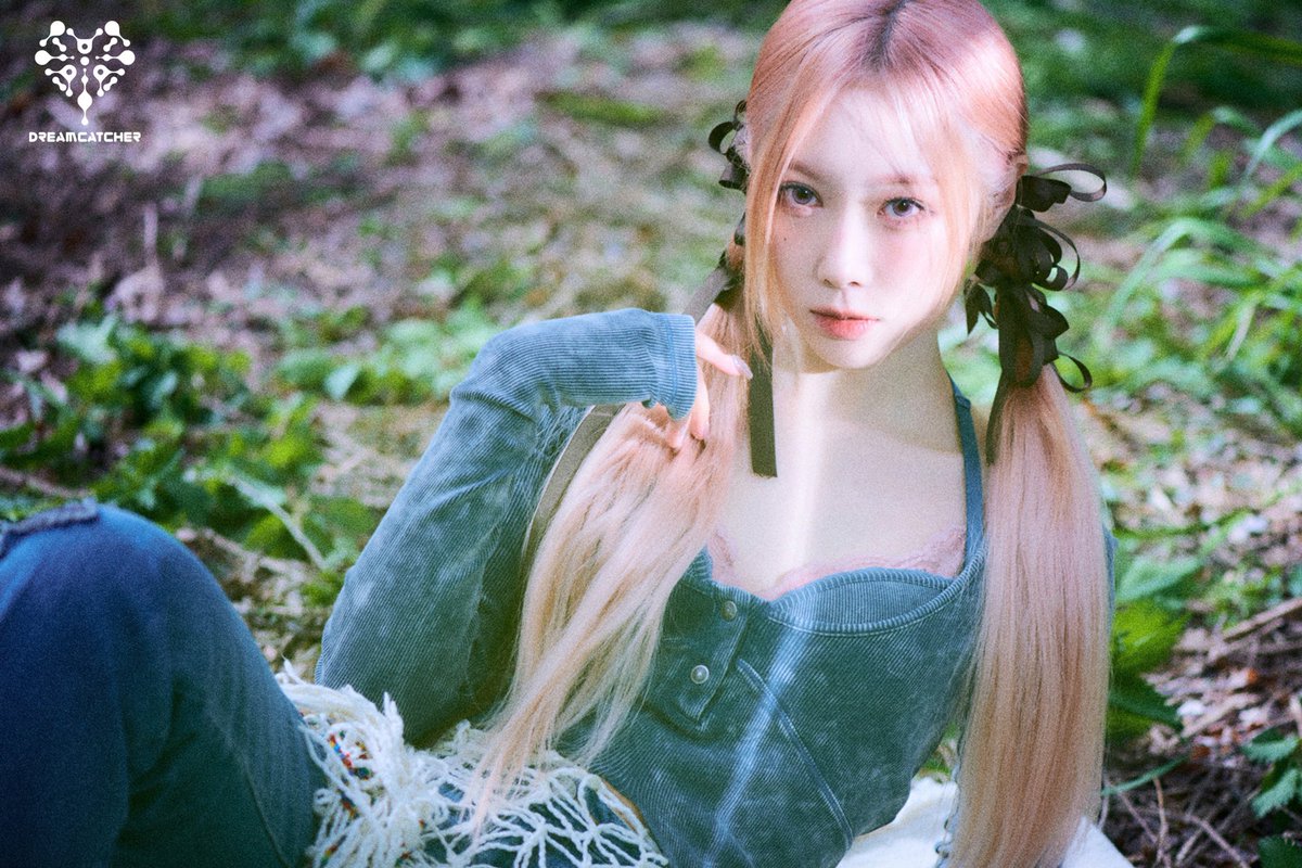 yoodongloops's tweet photo. #yoodong #Dreamcatcher #BONVOYAGE #Apocalypse_fromus #HANDONG #YOOHYEON #드림캐쳐 https://t.co/xGgNJ6GTdL