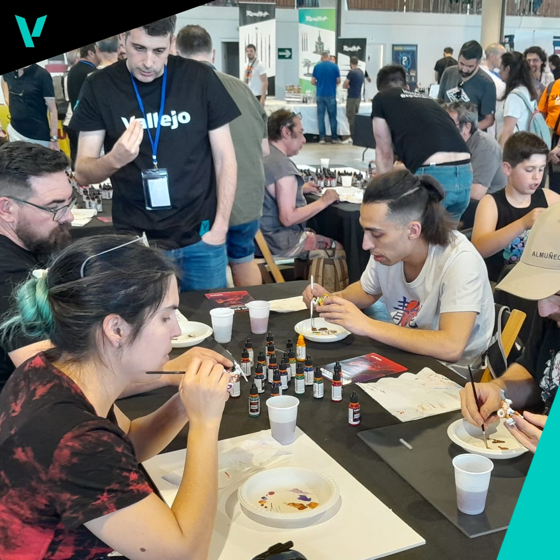 vallejocolors's tweet photo. Y si estuviste en el evento y quieres revivir algunos de los momentos más destacados, aquí verás algunas de nuestras fotos 📸  ¡Gracias por ser parte de nuestra comunidad y por mantener vivo el hobby! ¡Nos vemos pronto! 😍👋🏻
.
#inspiringexperience #modelshow23 #art #scalemodeling https://t.co/Kbokg6PGIN