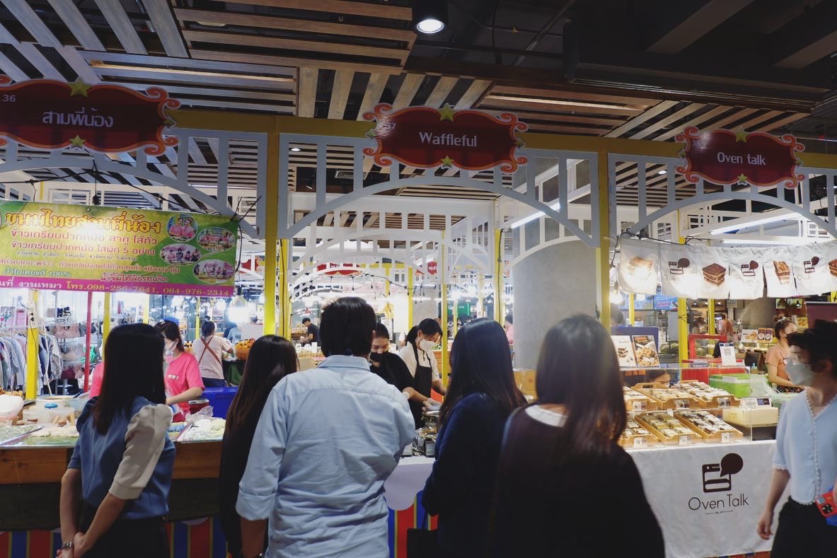 Waffleful_th's tweet photo. พบกับวาฟเฟิลฟูลได้ที่ สามย่านมิตรทาวน์!! กับงาน Chill market ตั้งแต่วันที่ 9-15 พ.ค.66
เราพร้อมเสิร์ฟวาฟเฟิลฮ่องกง กรอบนอกนุ่มใน และบับเบิ้ลวาฟเฟิล🍡 วาฟเฟิลเสียบไม้สไตล์เกาหลี 

📍บูธอยู่ชั้น B (ตรงข้ามกับก๋วยเตี๋ยวเรือพระนคร) เปิด 10.00-22.00 น. นะค้า https://t.co/WrgEagi5B9