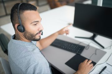 Qu_Vu's tweet photo. Experience the freedom of working from anywhere with Quvu. Our centralised cloud-based platform allows you to connect with your team globally and manage operations with ease. Check out Quvu now: https://t.co/GnEbGeNhw4 #VirtualContactCenter #Quvu #RemoteWorking https://t.co/jzRJz5zMpr