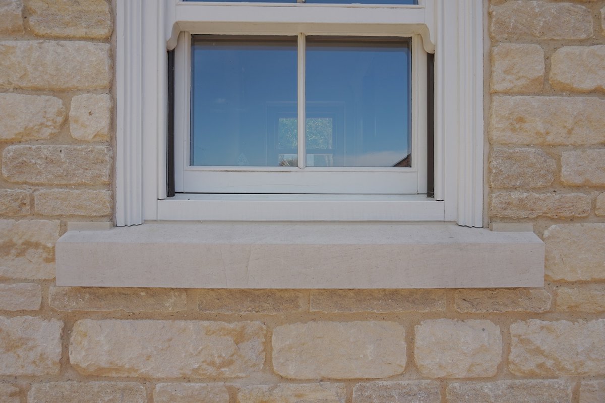 hanbeckstone's tweet photo. Collectively referred to as Masonry Dressings, quoins, cills and heads are building components that have been produced using specialised stone sawing equipment to create flat sawn faces.
#Hanbeckstone #Lincolnshirelimestone #Limestone #stonesupplier #buildingstone #manufacturing https://t.co/ao5xy7WS0h