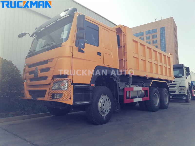 AutoTruckman's tweet photo. ★ SINOTRUCK Dump Truck ★

New Model 400HP SINOTRUK HOWO 25 Tons Dump Truck Delivery To Cameroon, Upgrade Specification As Follow:

-1. Front axle loading capacity increased to 9500kg
-2. 371HP engine upgrade to 400HP, WEICHAI brand.

More detail please feel free to contact us ! https://t.co/wHi92gEei4