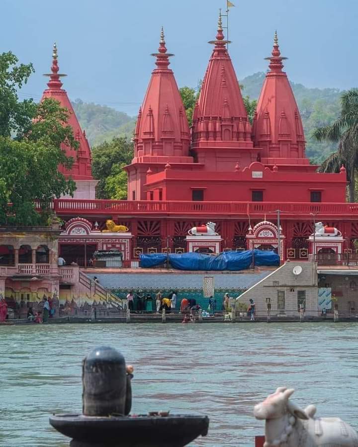 Birla Ghat Haridwar 

Har Har Mahadev 🌙🙏

.
.
.
#Haridwar #Uttarakhand #devbhoomiuttarakhand  #gangamaiya #river #goddess #ghat #Mahadev #shivalingam #bholenath #omnamahshivaya
