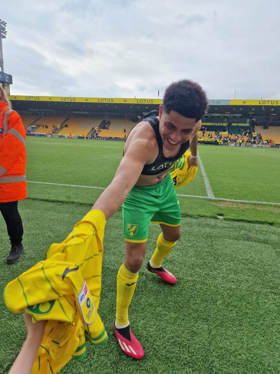 Office Water Supplies (@h20_ows) on Twitter photo Thank you to <a href="/NorwichCityFC/">Norwich City FC</a> player of the season Gabriel Sara for presenting his match worn shirt to one of the younger member of the <a href="/H20_OWS/">Office Water Supplies</a> family member!! Thank you to <a href="/NorwichCityFC/">Norwich City FC</a> player of the season Gabriel Sara for presenting his match worn shirt to one of the younger member of the <a href="/H20_OWS/">Office Water Supplies</a> family member!!