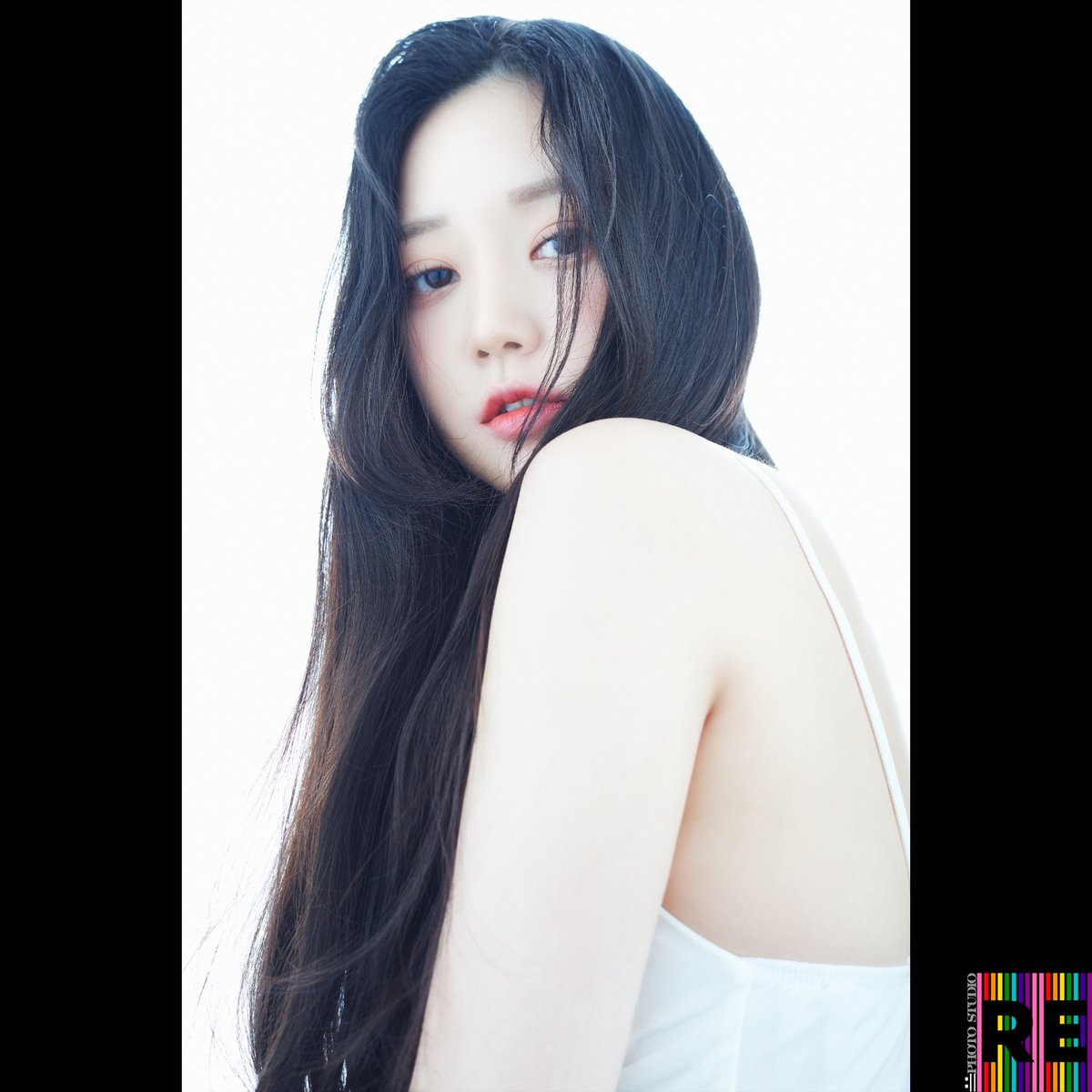 photostudioRe's tweet photo. portrait
#컨셉촬영 #포트레이트 #portrait #ポートレート #CompCard #CompositeCard https://t.co/R7rUlMoaJA