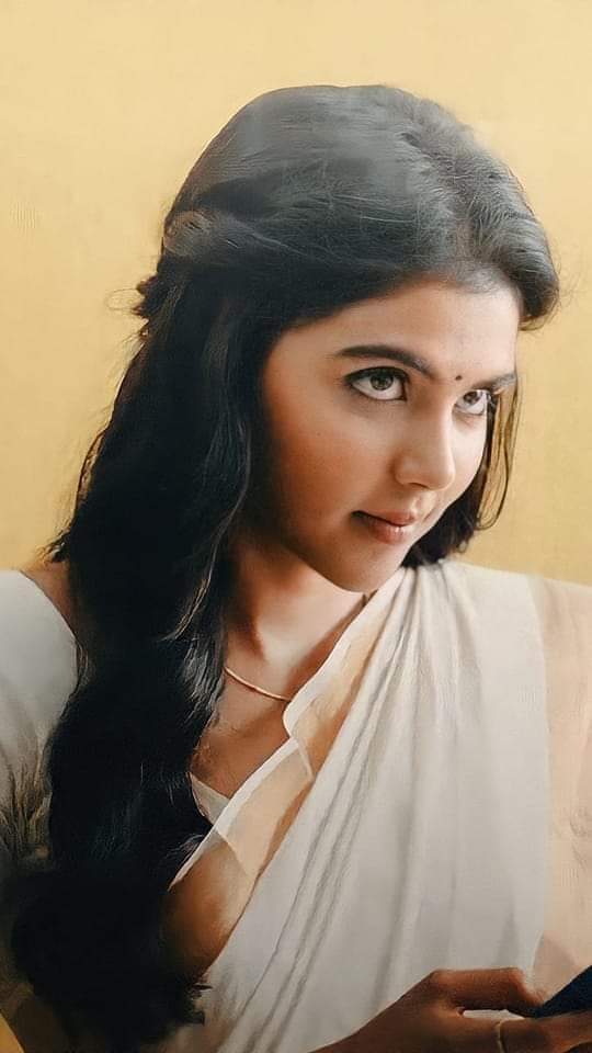 raajappu's tweet image. ஒருநாளில் உன்னை
ஆயிரம் முறை 
நினைப்பது நான்
மட்டும் தான் 💃
#என்னவள்_என்னுள் ❤