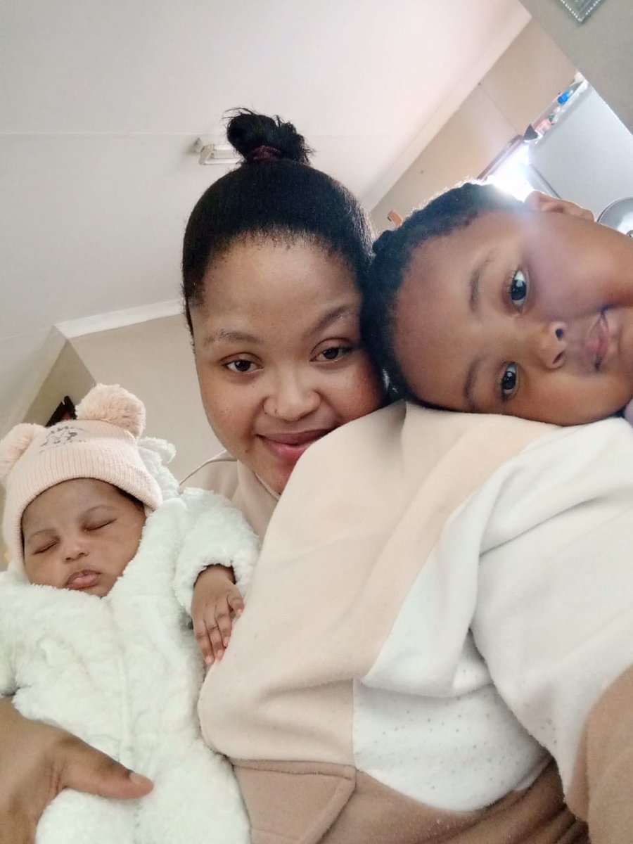 Kay_Katly's tweet image. Today I choose my family guys❤🌸😍😍

#chooseday