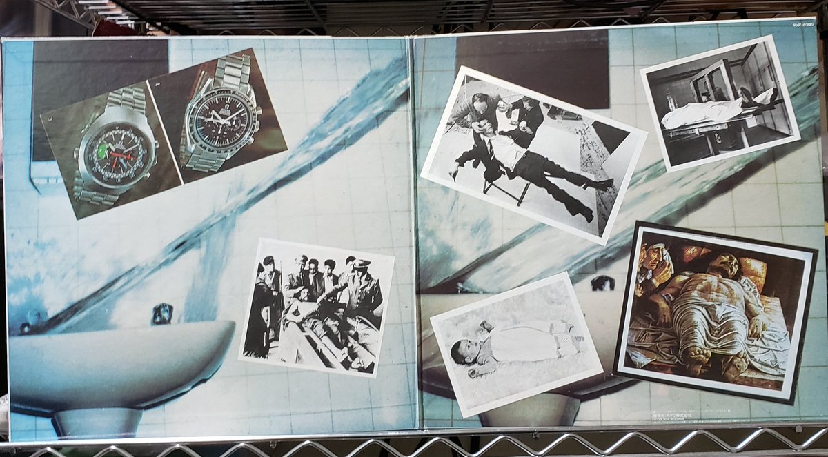 sexyedamurajap1's tweet photo. #DAVIDBOWIE
#LODGER
#デヴィッドボウイ
#ロジャー
#間借人
#ベルリン三部作
#TONYVISCONTI
#BryanEno
#素晴らしき航海
#FantasticVoyage
#AfricanNightFlight
#MoveOn
#Yassassin
#RedSails
#DJ
#怒りをこめてふり返れ
#LookBackinAnger
#BoysKeepSwinging
#Repetition
#RedMoney
#RCARECORDS
#vinyl https://t.co/u93RBmHfAg