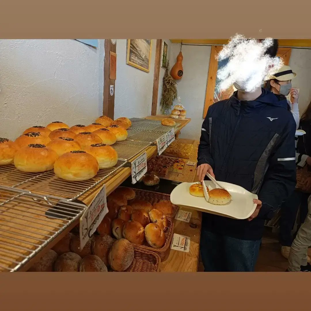 ＧＷ終わっちゃいました😭😭まだまだ遊びたかった！

能楽同好会は福岡へ行ってきました🌻

本物の能「葵上」を鑑賞した後、美味しいパンを食べたり、大濠公園で散歩を楽しみました😆ミュージカルとしての能楽を楽しめて大満足🔥🔥
海もきれいで本当に充実した時間でした✨✨
#春から熊大