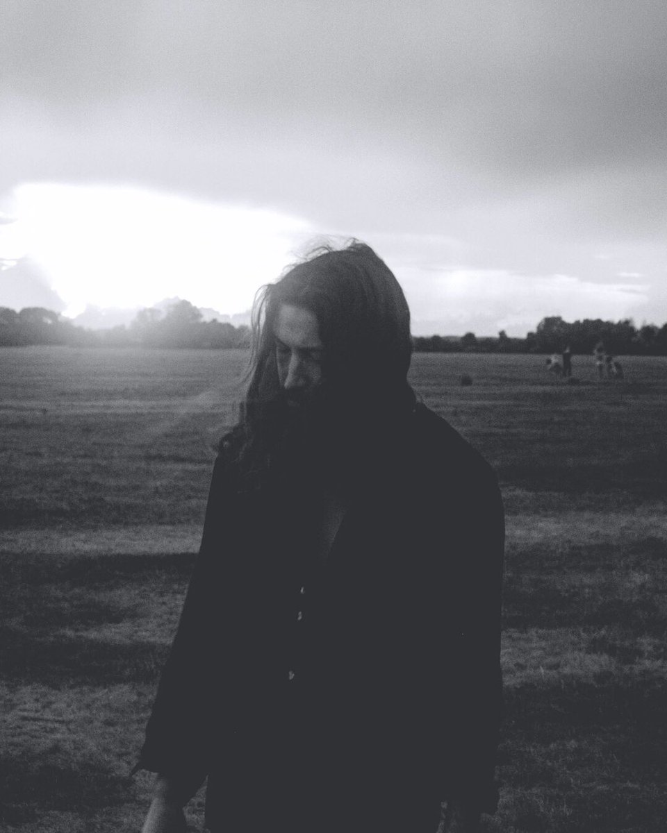 Hey Twitter gang, I’ve a new single coming out on the 9th of June. It’s called ‘Three Farmers On Their Way To A Dance,’. There’s a Pre-Save link in me BiO 😘