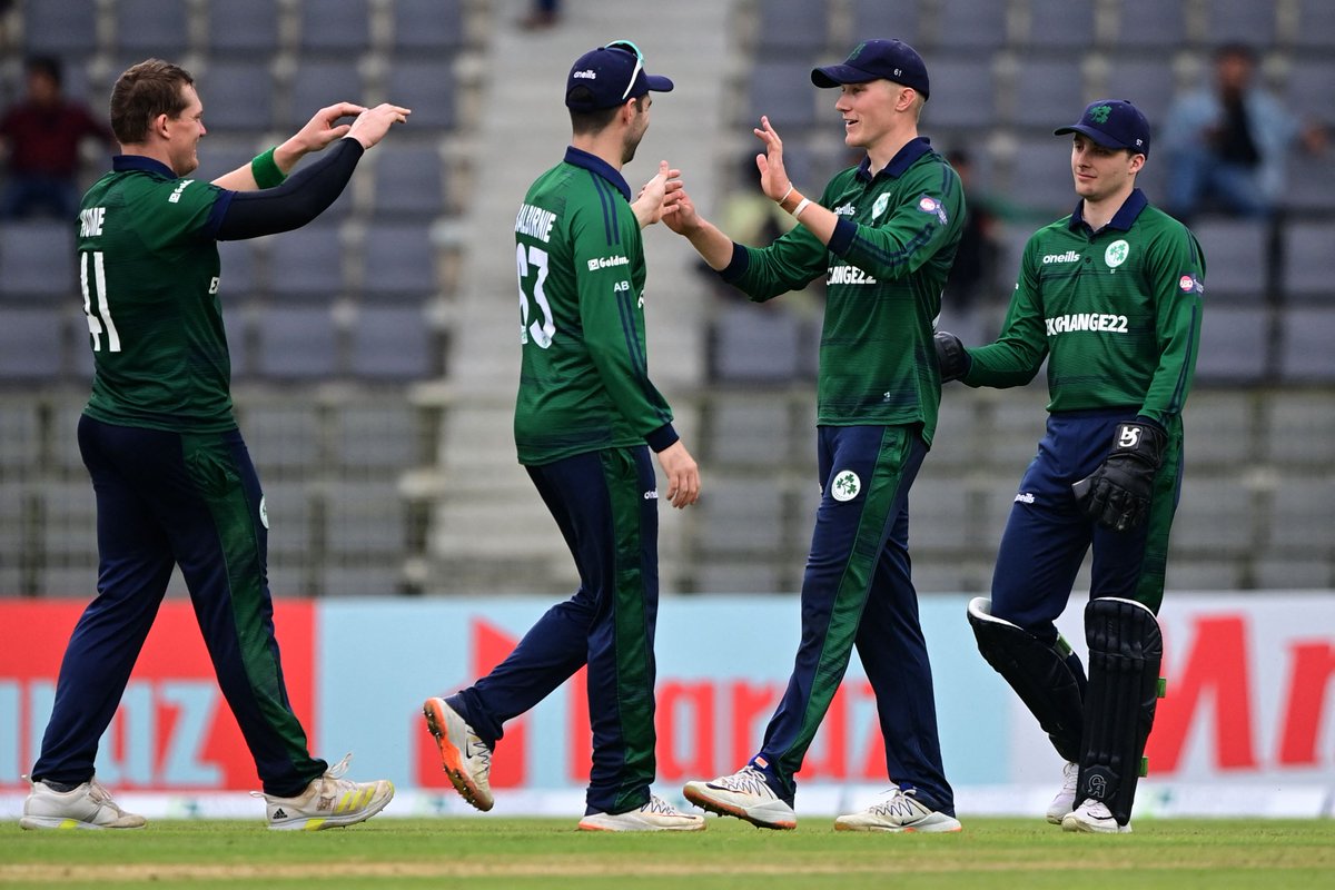 SportEspecial's tweet photo. Ireland opt to bowl in the first #IREvBAN ODI in Chelmsford.
Watch the crucial #CWCSL series LIVE and for FREE on https://t.co/nnmM9BowBm (in select regions) 📺 https://t.co/jGHcw5uHEW