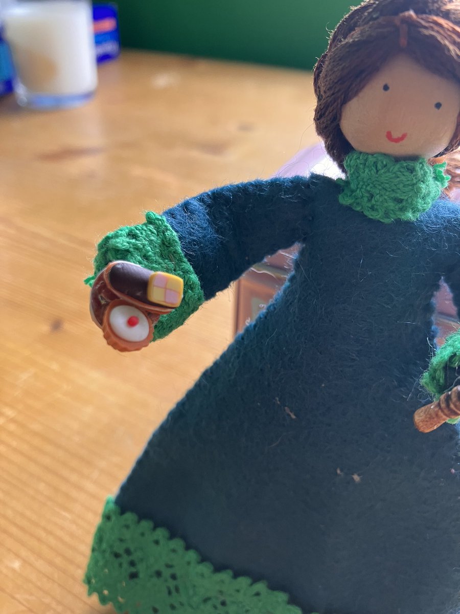 bridget_walsh1's tweet photo. With just over two weeks to publication of āThe Tumbling Girlā I give you mini Minnie Ward. I made her using techniques learned from Larissa Holland @mmmcrafts. She holds a magnifying glass for detecting, and a plate of cakes for eating. #thetumblinggirl #gallicbooks #Victorian https://t.co/FPPHmld3zZ