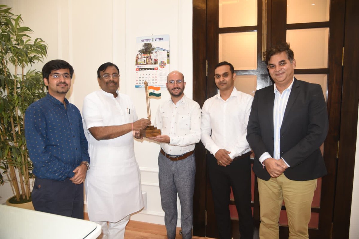 SMungantiwar's tweet photo. Had a great meeting with @wikimedia global Partnerships head Mr. Jorge Vargas and South Asia Partner head Mr. Praveen Das to discuss exploration of Marathi @wikipedia Knowledge repositories and Publish same for the global community ⁦@jorgeavargas⁩ https://t.co/AUytArfCJW