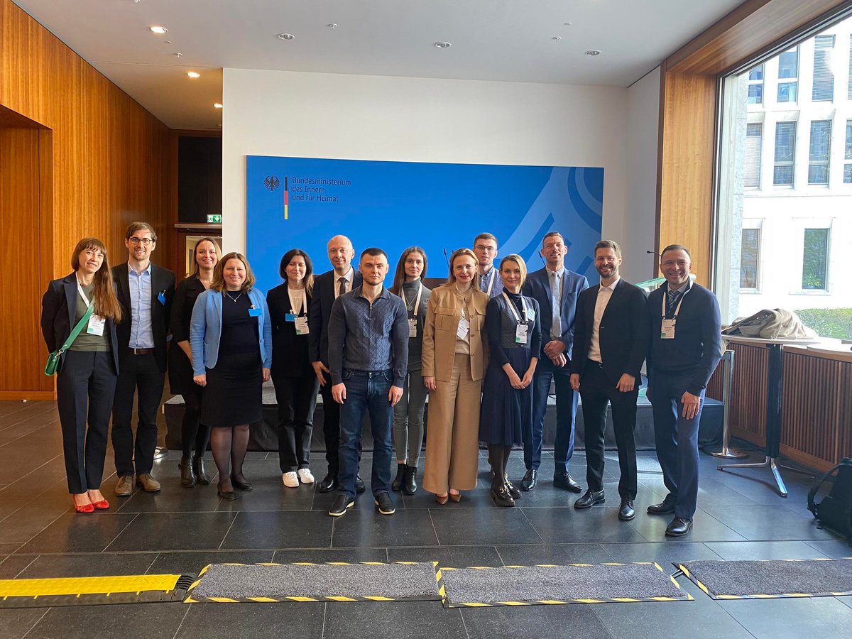 cedem_ua's tweet photo. On April 19-21, under the Ukraine Civil Society Sectoral Support Activity CEDEM and @Isar_Ednannia in partnership with @MFA_Ukraine, @BMI_Bund and @venro_eV organized and held a study tour to Berlin, Germany to learn about German experience of CSO derisking. https://t.co/lJBvhcf9rg