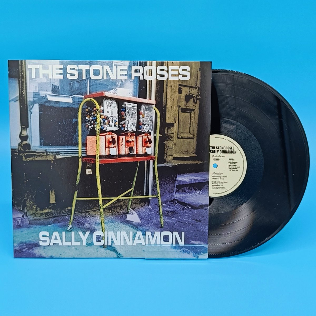 Breed_Media's tweet photo. We got to work on this reissue by some small band from Manchester via #RevolverRecords
@thestoneroses #SallyCinnamon was re-pressed using half-speed mastering to DMM to make it sound as good as possible in a range of 7 colours, each with their own colour matched centre labels. https://t.co/3wsSB0ZtTT