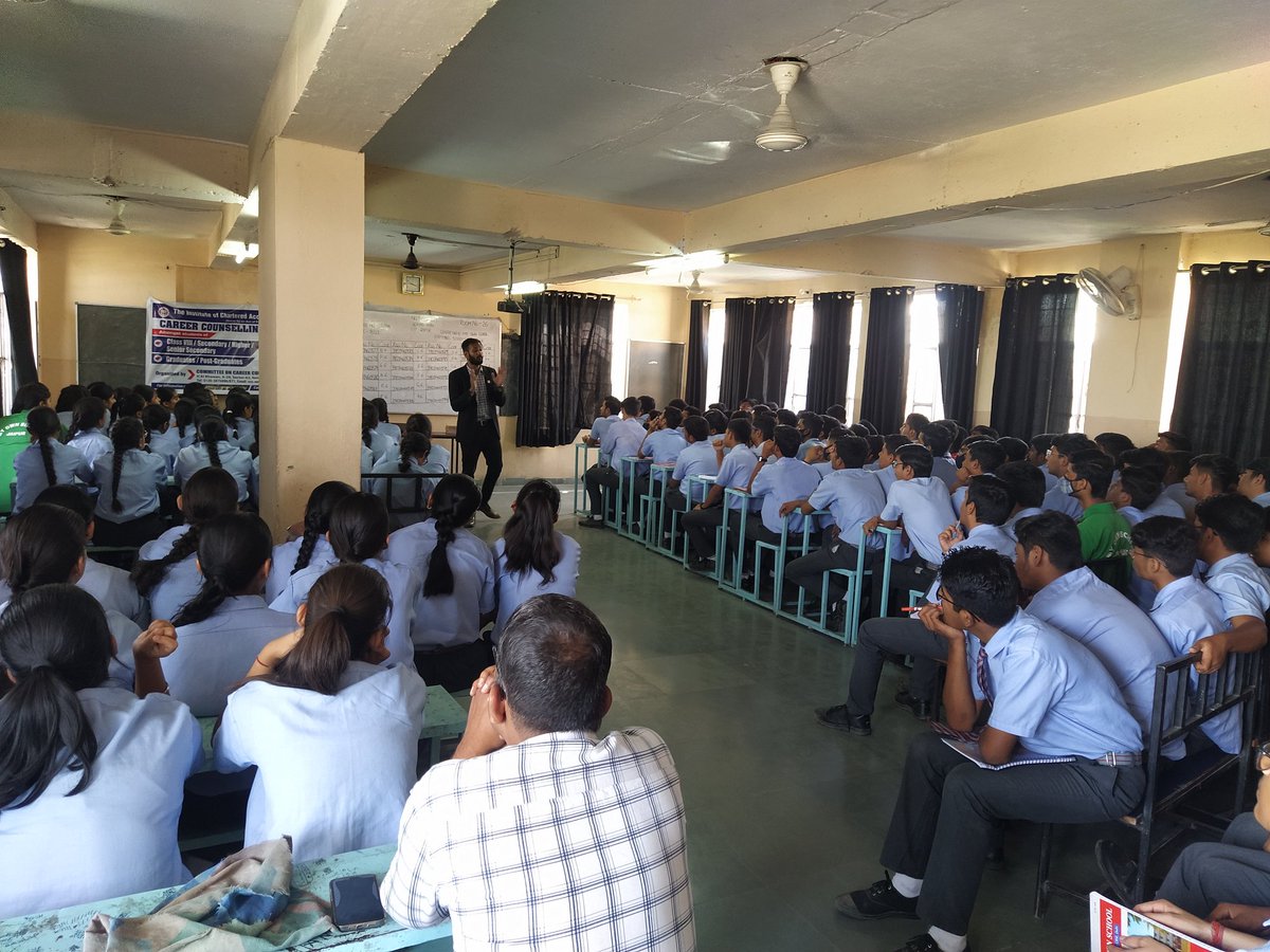 Vaibvashishtha's tweet photo. Career Counselling session organized at "My own school, jaipur". Had wonderful interaction with students and guided them on various options available in commerce field. 
@cccicai @ruwatiaofficial https://t.co/NsmFRHSPox