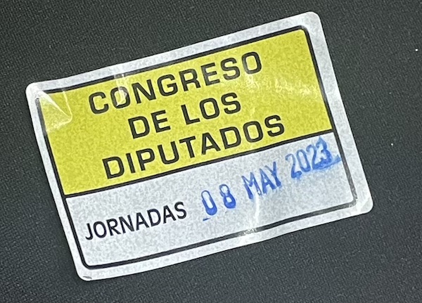 Algunas reflexiones sobre la jornada en la que participé ayer, sobre 'Protección de los menores en Internet', organizada por <a href="/GPPopular/">Grupo Popular Congreso</a> en <a href="/Congreso_Es/">Congreso</a> -- 
#familiaytecnología #sociedadytecnología

iwomanish.com/como-puede-la-…