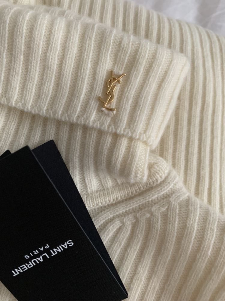 SelectOutfit's tweet photo. ysl detail https://t.co/xTKtozKRtb