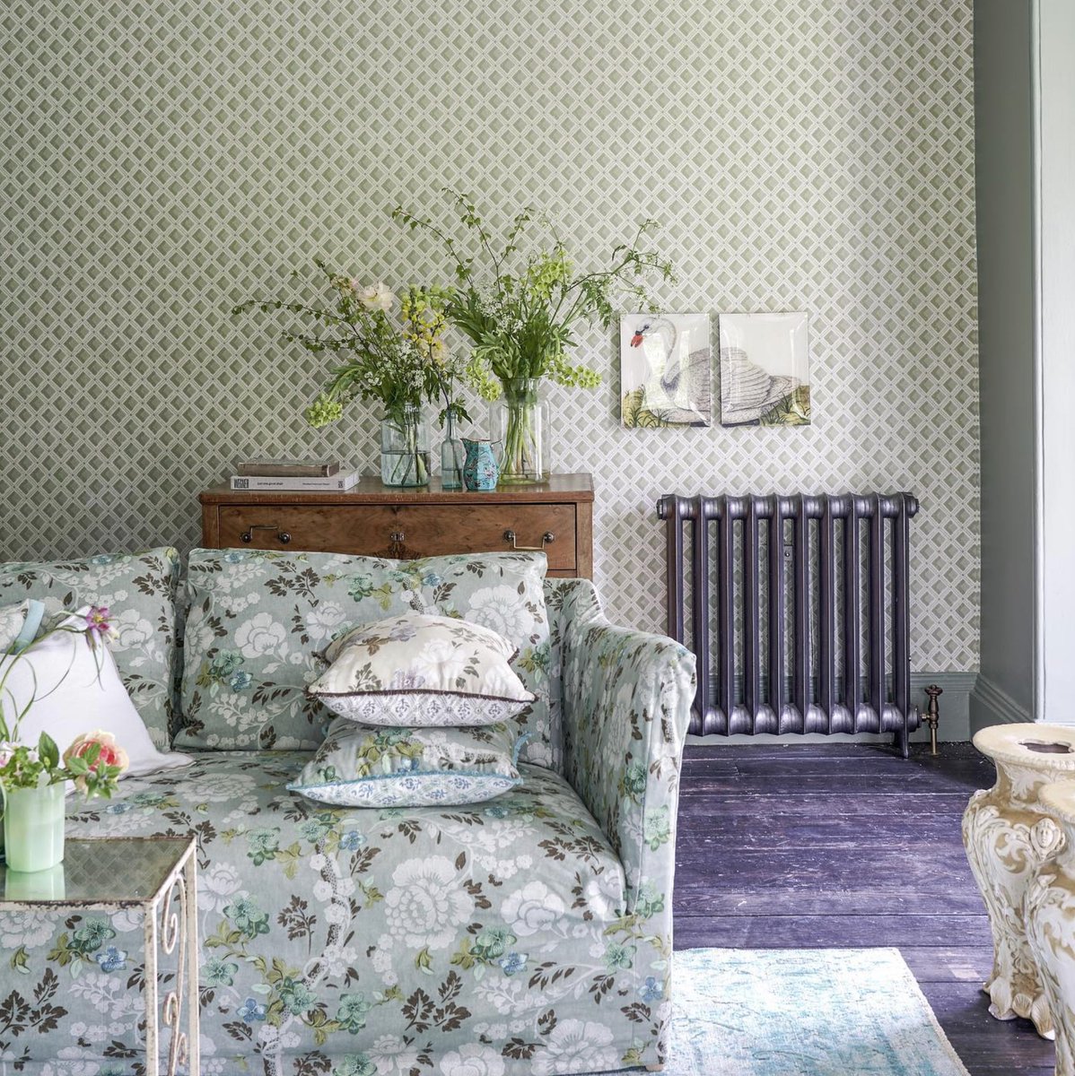 Curtaincraft's tweet photo. Designer Guild's English Heritage collection is infused with English tradition and tells a story of English interiors through the ages… 💚

Discover more designer suppliers at https://t.co/i8w6YsLCRj or https://t.co/RbJYhbW93m

#EnglishHeritage #interiors #designersguild https://t.co/g0yzPuqoM0